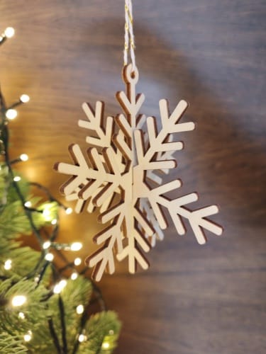 3D interlocking wood snowflake Christmas ornament free laser cut file
